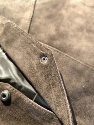 2. sort. Alabama ruskindsvest, Brun. MANGLER EN KNAP!