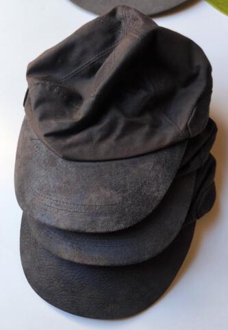 2. sortering. 18 Forskellige hatte og caps i bundle